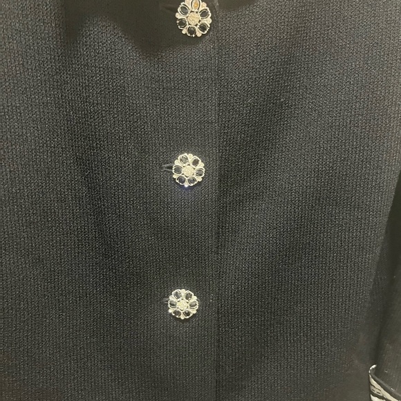 St john knit dress and jacket ( sorry- no off app communication) - Picture 2 of 7